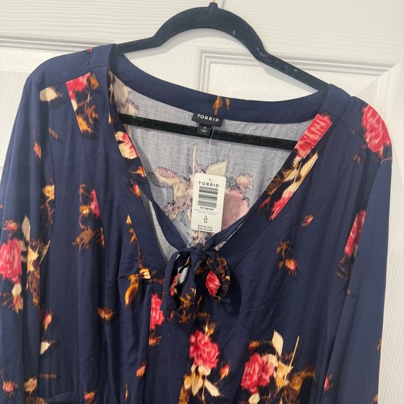 Torrid Navy Floral Print Long Sleeve‎ Tie Neck Midi Dress Plus Size 4X 26 Boho - Picture 2 of 12